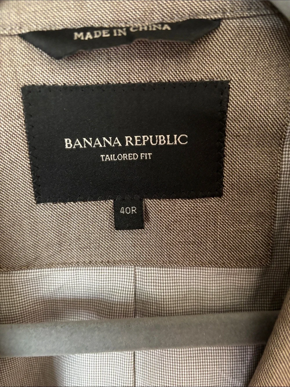 Banana Republic Men's Brown Taupe Two-Button Sport Coat
